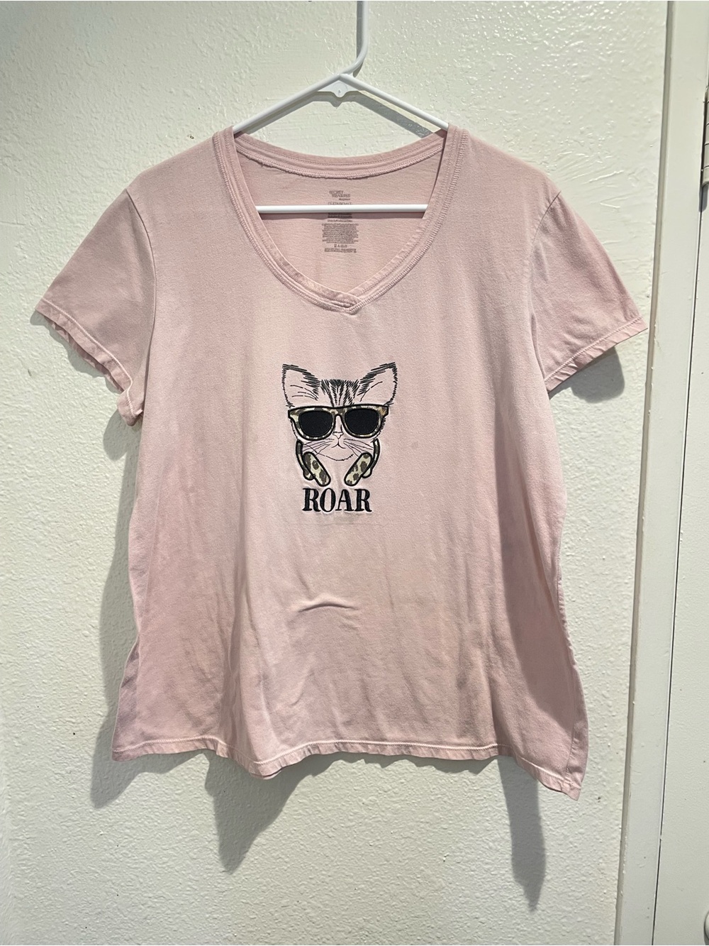 🐾 SECRET TREASURES Pink Frost Cool Cat Roar Sleep Tee XL 🎧